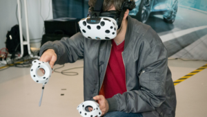 distributing vr training content